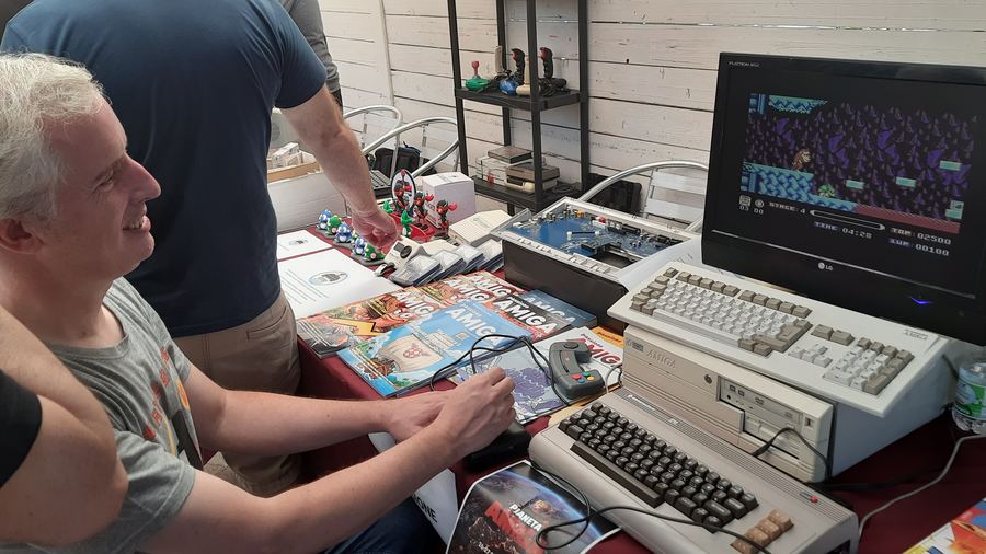 Gaming stations with the great classics
